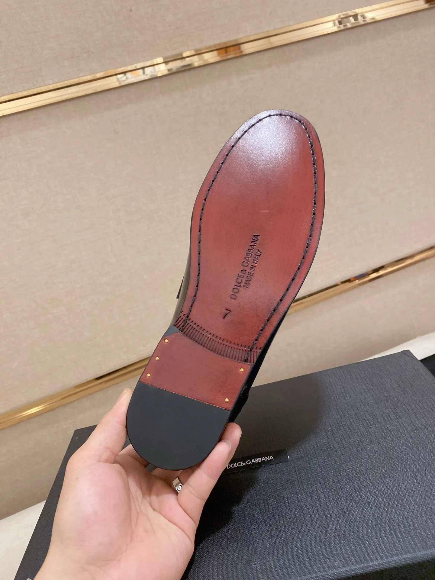Men's clothing and shoes💰 700💰🌲DG top-notch🔍🔍men’s new leather shoes🚹sold at the same time at counters⚠The uppers are imported cowhide from Italy, the entire imported cowhide lining, imported accessories💪💪, completely 1⃣️ to 1⃣️ replica 🇮🇹💪💪, ⚠Sole: The original sole is specially provided by the original factory, the exclusive movable molded sole is super comfortable, ⚠The original factory follows the order, 🔍🔍high quality, you can enter and leave the counter at will, welcome to compare ⚠Size: 38-45